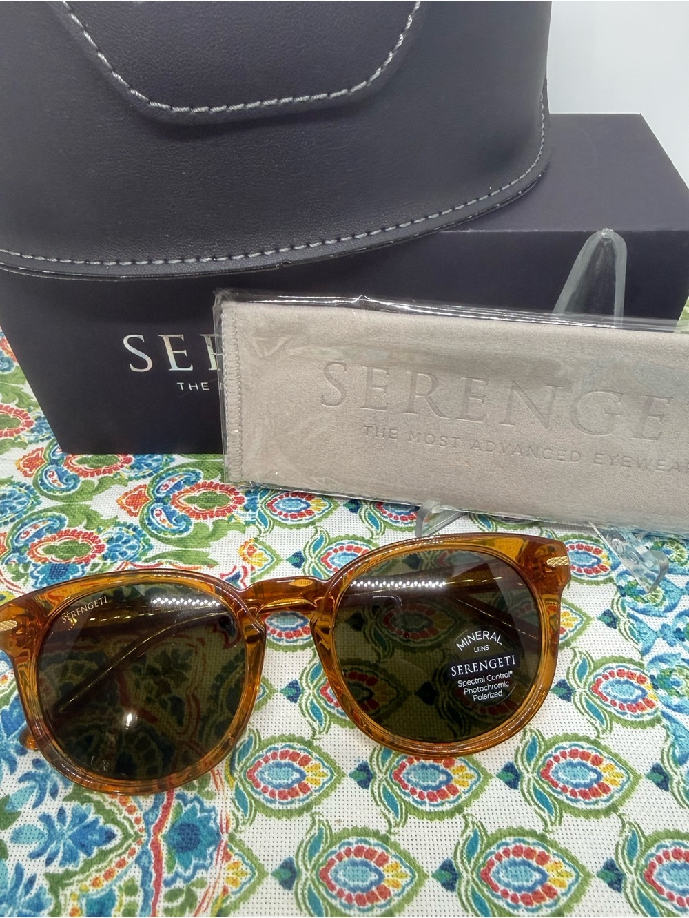 Serengeti Women's Sunglasses with Green Lenses